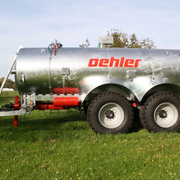 PTT-165-Tandem-Pumptankwagen-e1512720089982